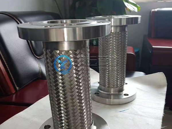 ���m����ܛ��